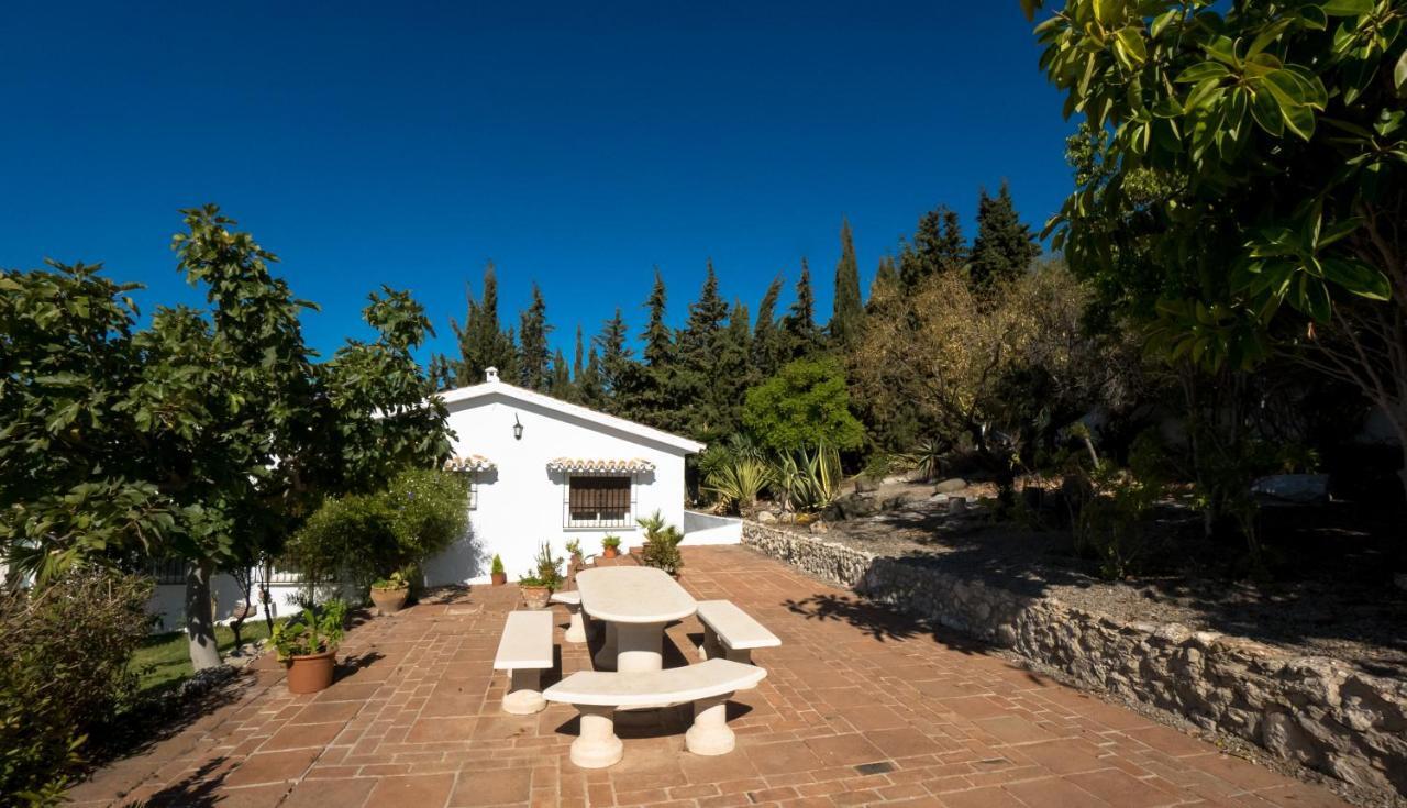 Private Heated Pool, Jacuzzi & 1225M2 Garden In Villa Cipreses ฟรีฮิเลียนา ภายนอก รูปภาพ