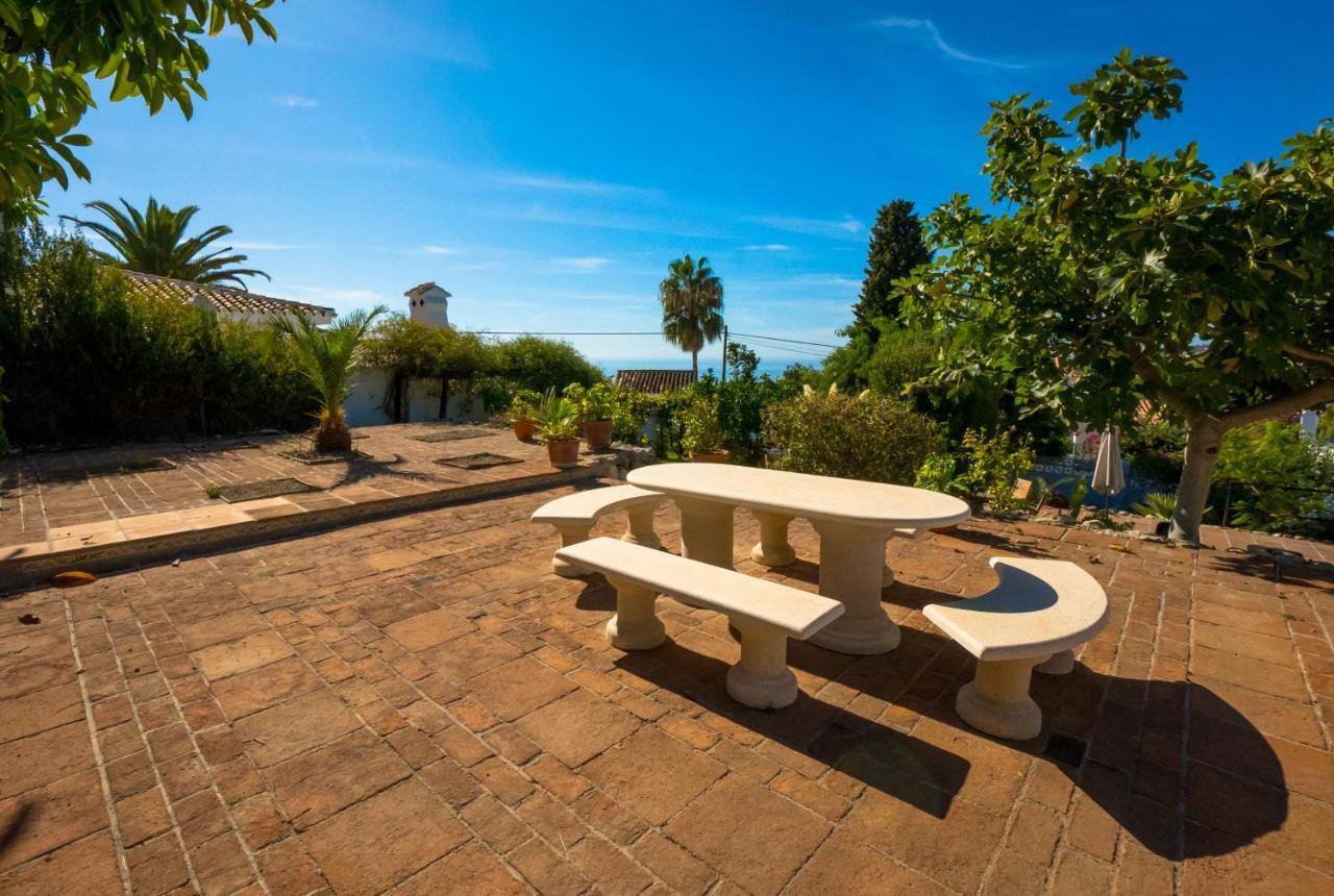 Private Heated Pool, Jacuzzi & 1225M2 Garden In Villa Cipreses ฟรีฮิเลียนา ภายนอก รูปภาพ