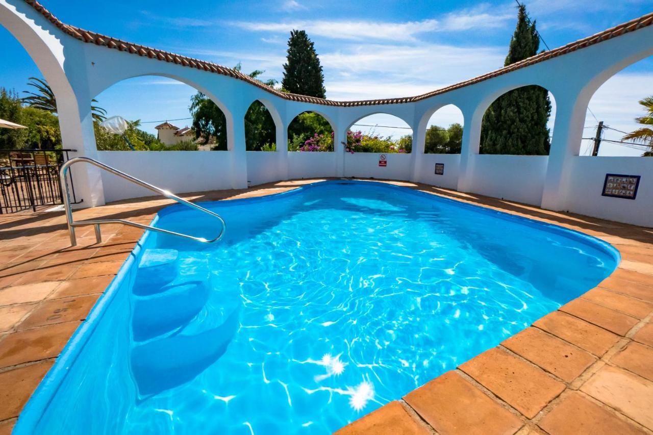 Private Heated Pool, Jacuzzi & 1225M2 Garden In Villa Cipreses ฟรีฮิเลียนา ภายนอก รูปภาพ