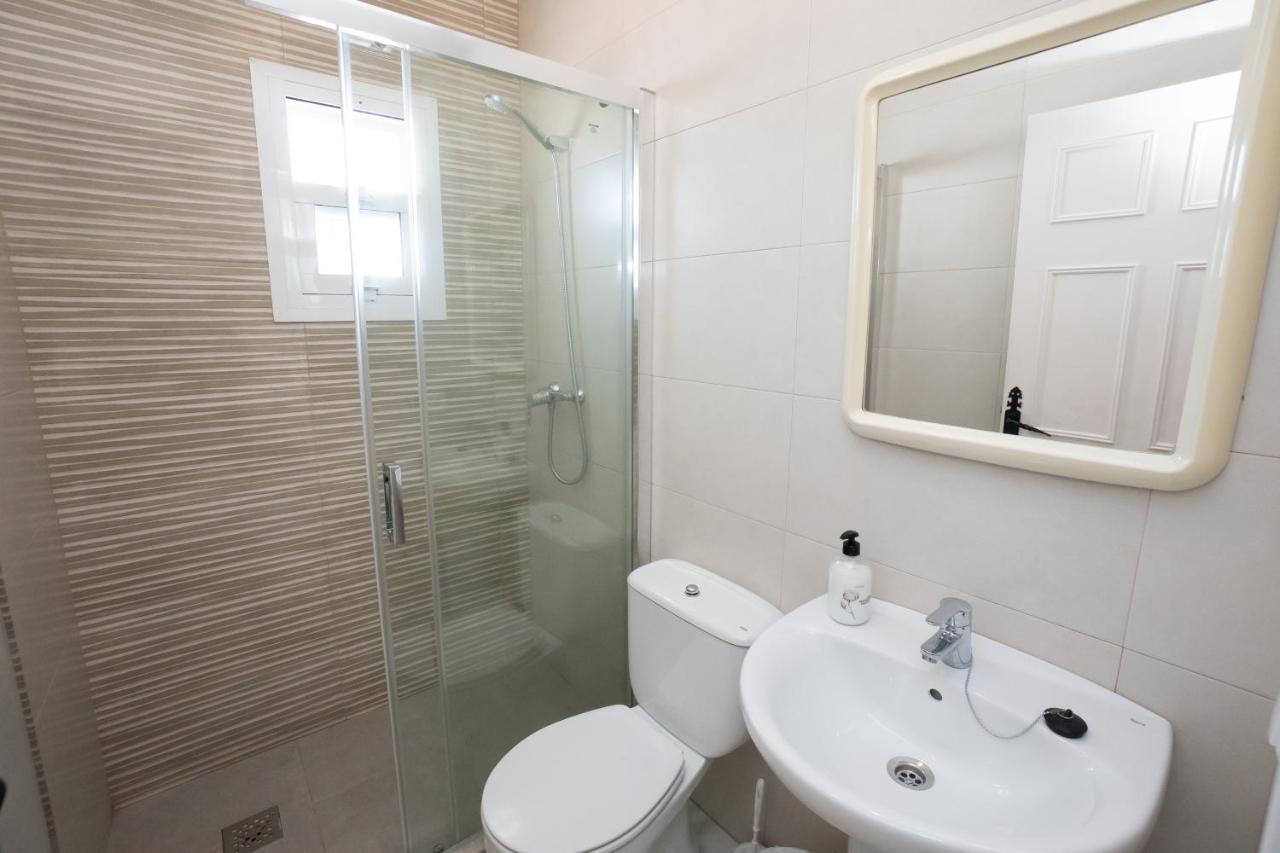 Private Heated Pool, Jacuzzi & 1225M2 Garden In Villa Cipreses ฟรีฮิเลียนา ภายนอก รูปภาพ