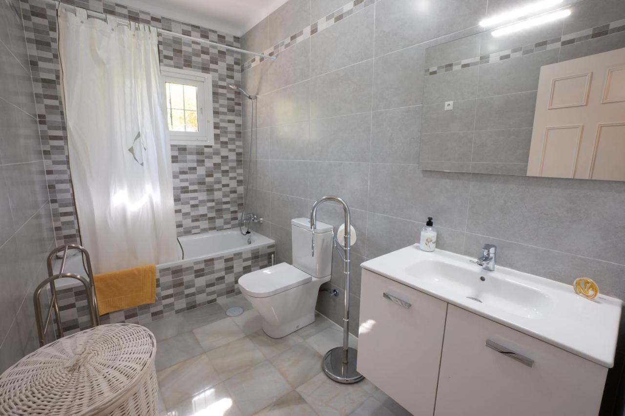 Private Heated Pool, Jacuzzi & 1225M2 Garden In Villa Cipreses ฟรีฮิเลียนา ภายนอก รูปภาพ